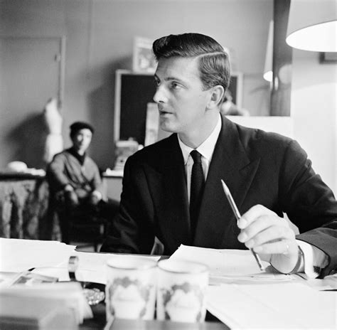 fashion designer givenchy|hubert de givenchy fashion designer.